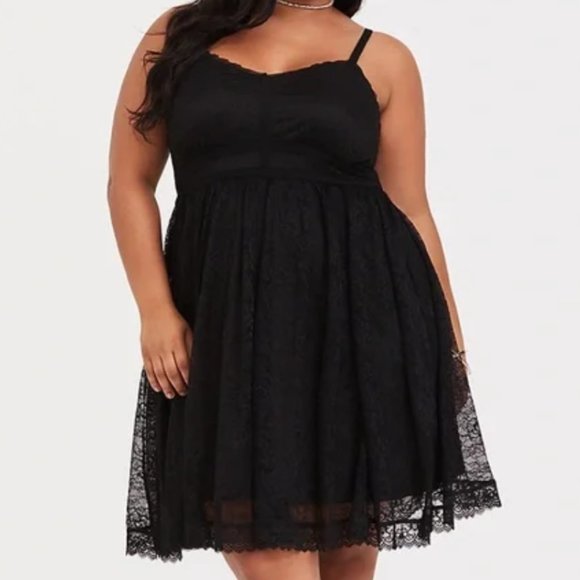 torrid Dresses & Skirts - Black lace Skater dress